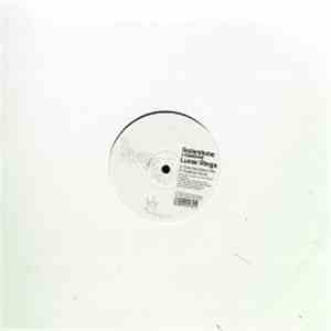 Solarstone And Essence  - Lunar Rings