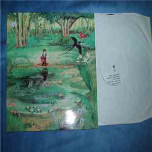 The Hollies - Distant Light
