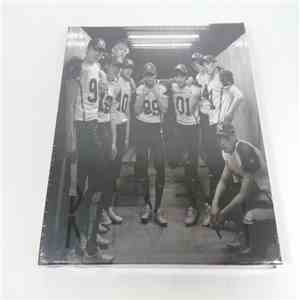 EXO  - Love Me Right: Repackaged Album (Chinese Version)