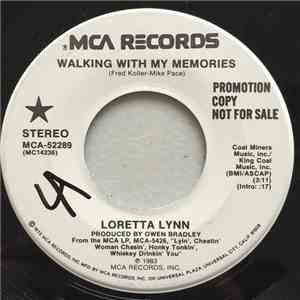 Loretta Lynn - Walking With My Memories