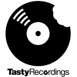 Rhythm Rockerz - Let The Bass Kick