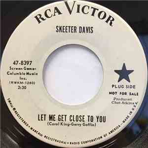 Skeeter Davis - Let Me Get Close To You / The Face Of A Clown