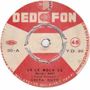 Geeta Dutt, Mohd. Rafi, Asha Bhosle - Le Le Mola Le / Kia Cama Rathe Baha R ...