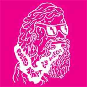Pulled Apart By Horses - Traxxx