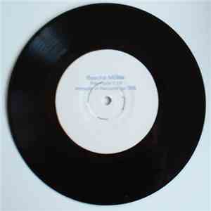 Sascha Müller - Travelbox / 19